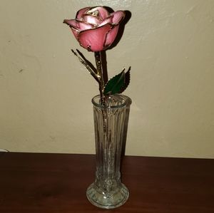 Pink gold dipped rose with vase